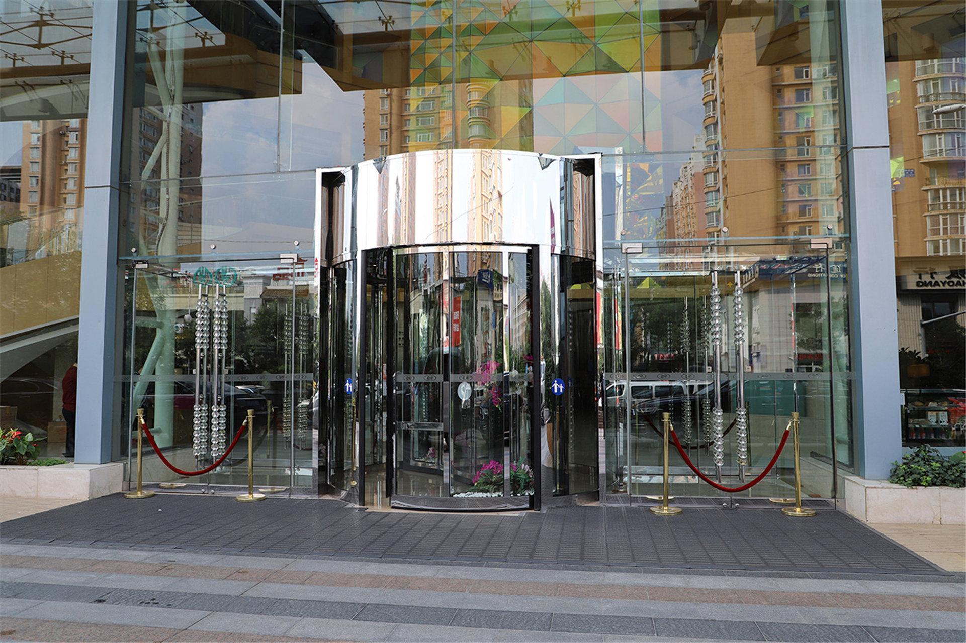 คราวน์ พลาซา เสินหยาง พาร์ควิว Hotel เสิ่นหยาง ภายนอก รูปภาพ